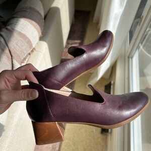 NEW Plum Dansko Pumps